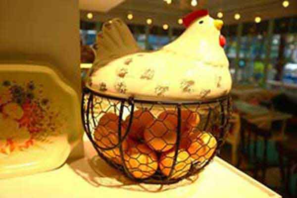 Chicken & Egg – A Strange Parallel with Technical Ceramics